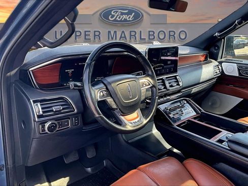 Used 2020 Lincoln Navigator L Reserve w/ Luxury Package AWD/4WD image 14