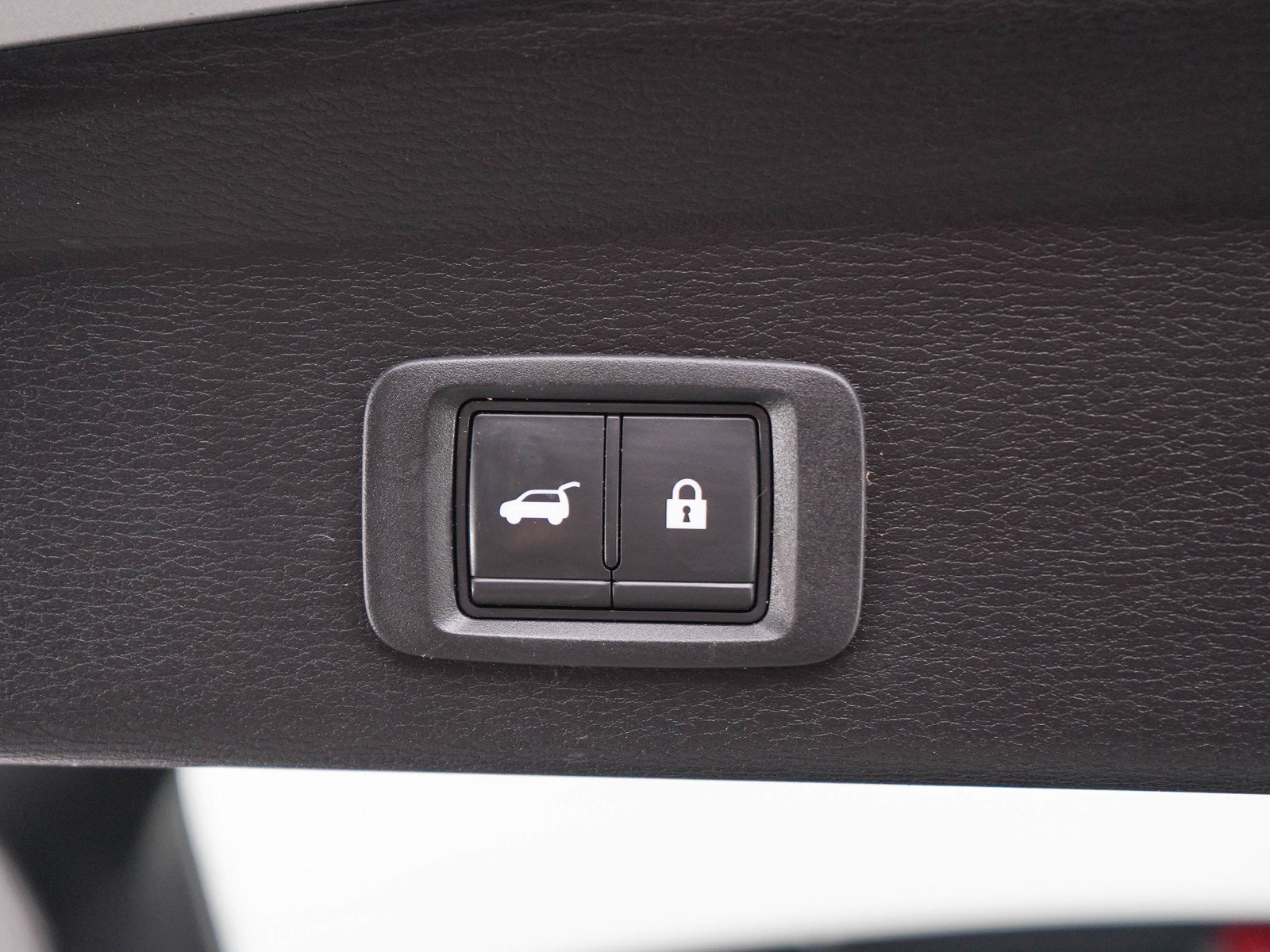 Used 2022 Mitsubishi Outlander SEL AWD/4WD image 17