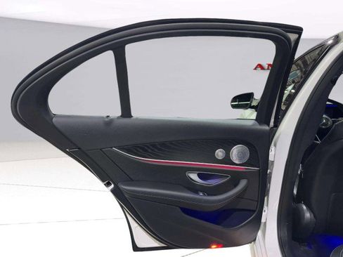 Used 2021 Mercedes-Benz E 350 Sedan image 36