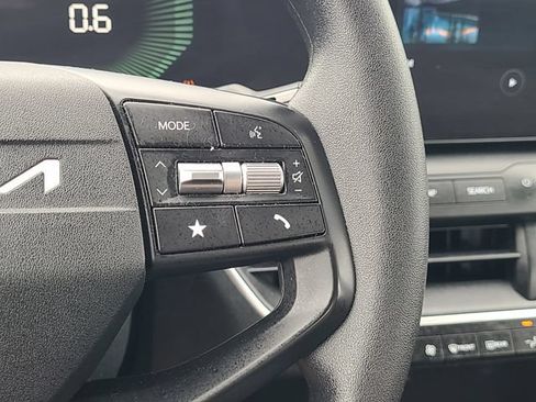 Used 2025 Kia K4 FWD image 18