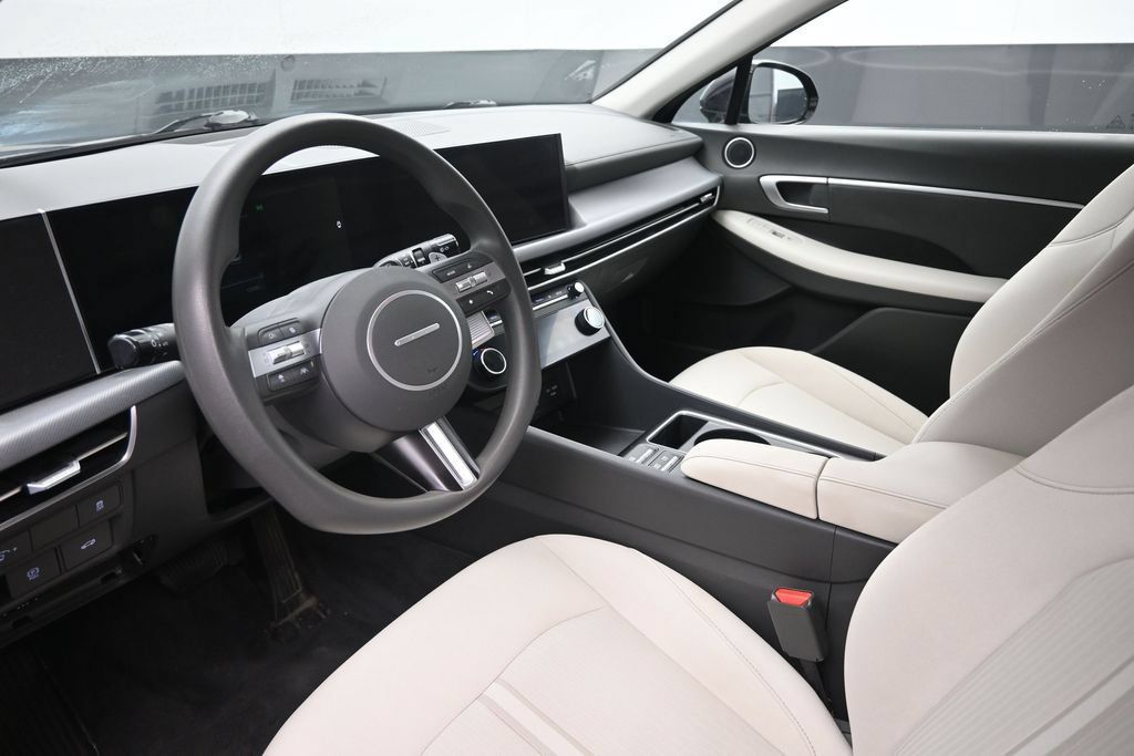 Used 2024 Hyundai Sonata SEL FWD image 19
