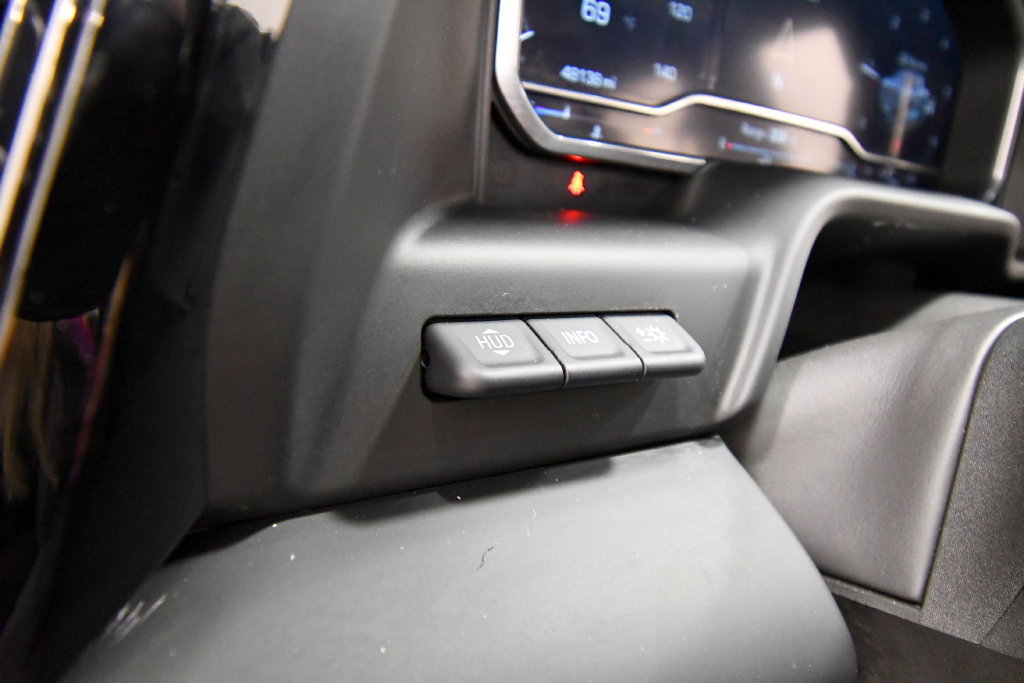 Used 2022 GMC Sierra 1500 AT4 w/ AT4 Premium Package AWD/4WD image 21