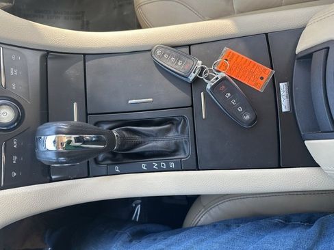 Used 2015 Ford Taurus SEL w/ Equipment Group 201A image 17