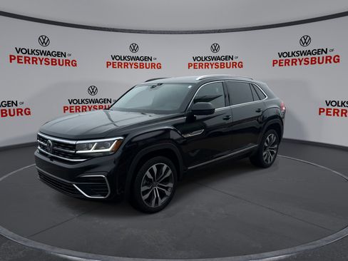 Certified 2023 Volkswagen Atlas Cross Sport SEL Premium R-Line image 4
