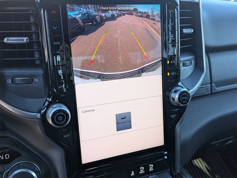 New 2026 RAM 1500 4x4 Crew Cab image 8