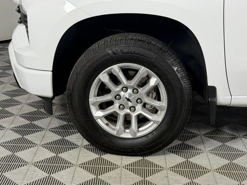 Used 2024 Chevrolet Silverado 1500 RST AWD/4WD image 12