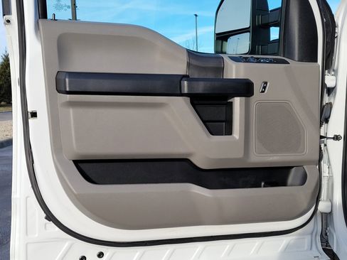 Used 2021 Ford F350 XL w/ STX Appearance Package image 15