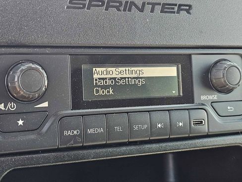 Used 2025 Mercedes-Benz Sprinter 2500 image 25