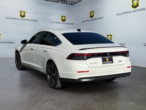 Used 2025 Honda Accord Sport image 3