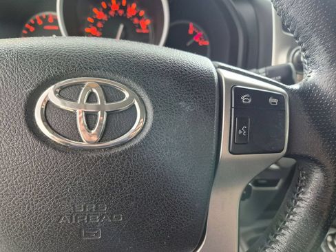Used 2013 Toyota 4Runner SR5 w/ Premium Pkg w/3rd Row Seat AWD/4WD image 15
