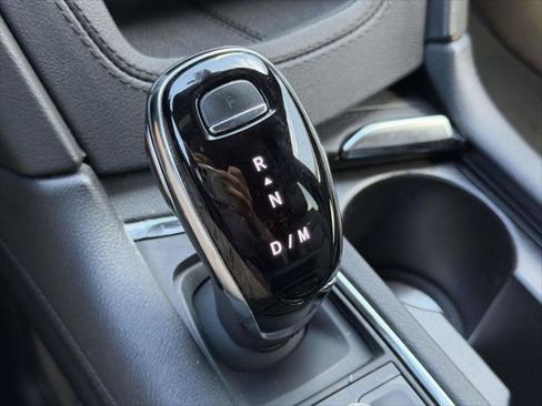 Used 2023 Cadillac XT5 Sportv w/ Platinum Package AWD/4WD image 35