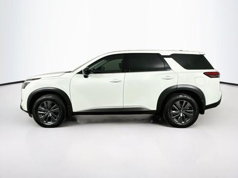 Used 2023 Nissan Pathfinder S AWD/4WD image 4