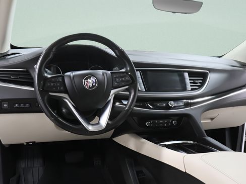 Used 2023 Buick Enclave Avenir w/ Avenir Technology Package AWD/4WD image 9