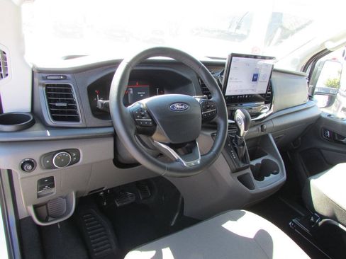 Used 2026 Ford Transit 350 XLT RWD image 11