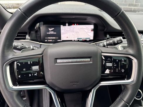 Used 2023 Land Rover Range Rover Evoque R-Dynamic S AWD/4WD image 28