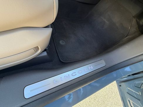 Used 2024 Lincoln Corsair Grand Touring image 30