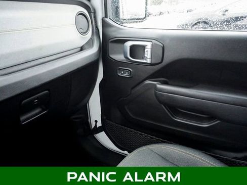 Used 2025 Jeep Gladiator Sport image 23