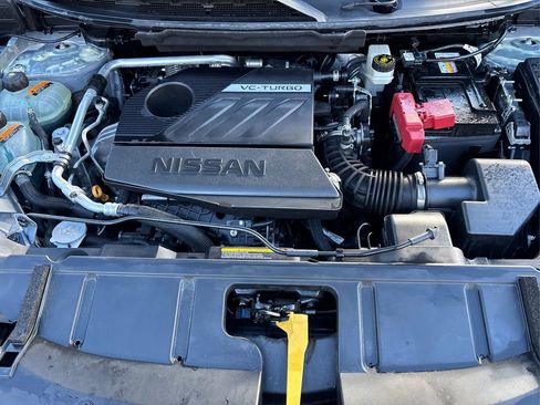 Used 2023 Nissan Rogue SL w/ SL Premium Package image 13