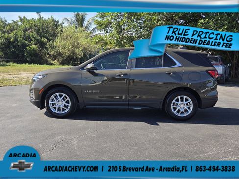 Used 2024 Chevrolet Equinox LT FWD image 2