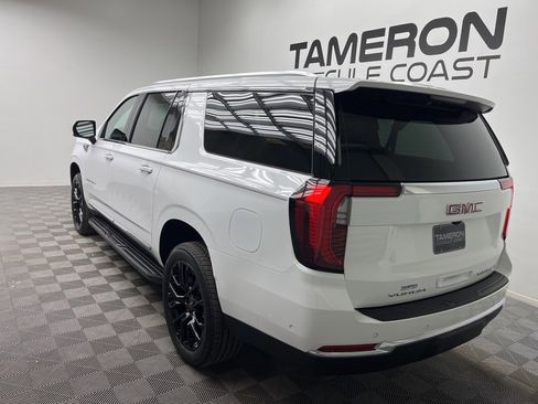 New 2026 GMC Yukon XL Elevation image 3