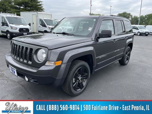 Used 2017 Jeep Patriot Latitude AWD/4WD image 1