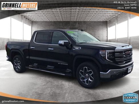 Used 2024 GMC Sierra 1500 SLT AWD/4WD image 3