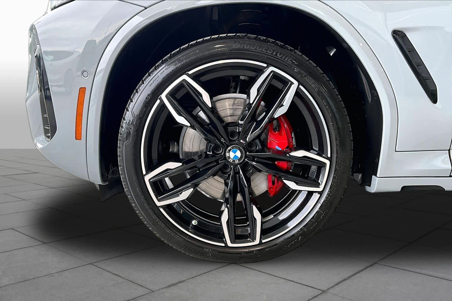 Used 2025 BMW X4 M40i w/ Premium Package AWD/4WD image 10