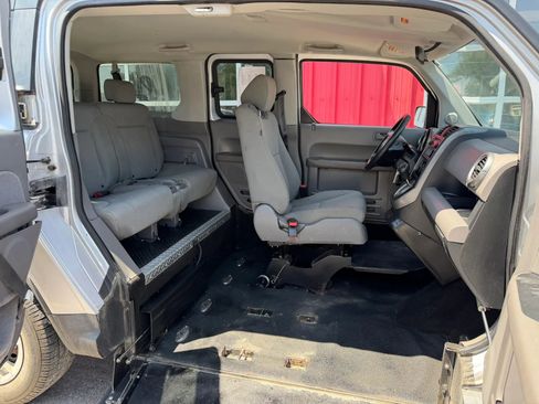 Used 2011 Honda Element LX image 3