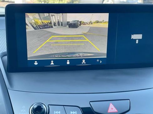 Used 2025 Acura RDX SH-AWD image 23