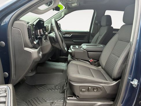 Used 2023 Chevrolet Silverado 1500 LT Trail Boss image 9