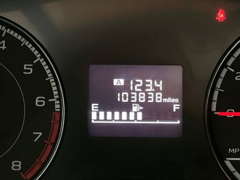 Used 2020 Subaru Crosstrek 2.0i AWD/4WD image 25