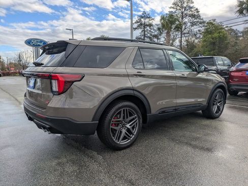 New 2026 Ford Explorer ST image 4