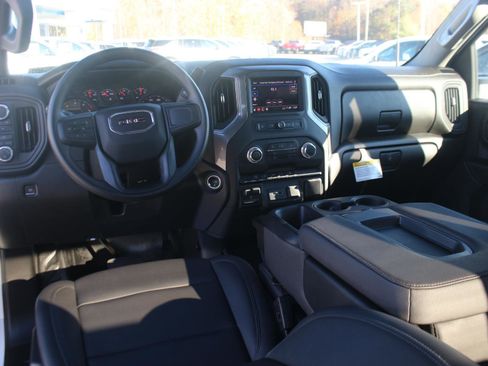 New 2025 GMC Sierra 2500 Pro w/ Convenience Package image 27