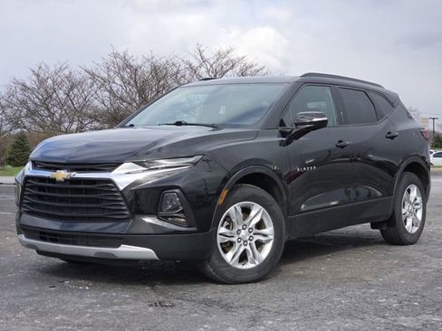 Used 2020 Chevrolet Blazer LT image 2