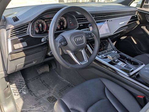Used 2023 Audi Q7 3.0T Premium w/ Convenience Package AWD/4WD image 15