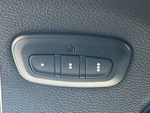 New 2025 Jeep Gladiator Rubicon w/ Convenience Group image 28