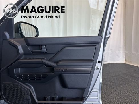 New 2025 Toyota 4Runner 4WD image 18