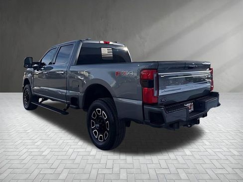 Used 2024 Ford F350 Platinum image 7