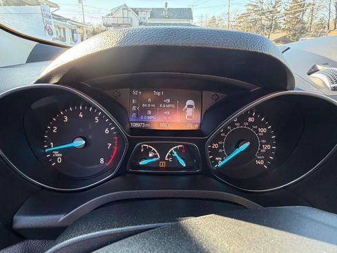 Used 2018 Ford Escape SEL image 10