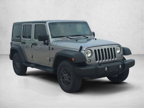 Used 2018 Jeep Wrangler Unlimited Sport w/ Connectivity Group image 3