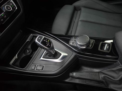 Used 2018 BMW 230i xDrive Convertible AWD/4WD image 25