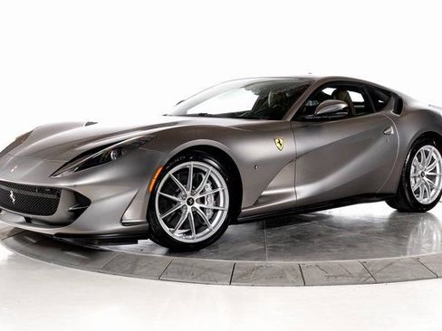 Certified 2018 Ferrari 812 Superfast image 1