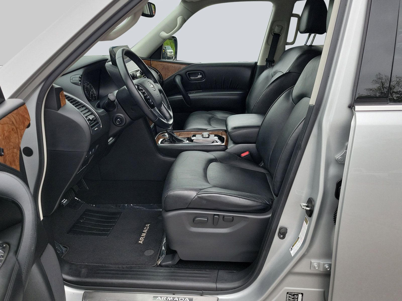 Used 2023 Nissan Armada SL w/ Cargo Package RWD image 28