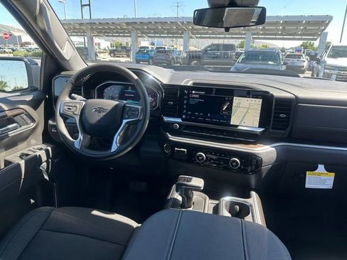 New 2026 Chevrolet Silverado 1500 LT Trail Boss w/ Convenience Package II AWD/4WD image 16