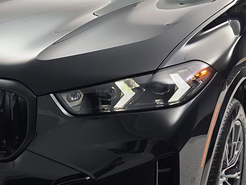 New 2026 BMW X5 xDrive50e w/ M Sport Package image 31