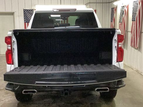 Used 2022 Chevrolet Silverado 1500 LT Trail Boss w/ Safety Package image 7