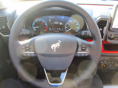 Used 2024 Ford Bronco Sport Free Wheeling w/ Convenience Package image 13