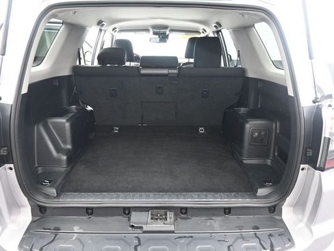 Used 2024 Toyota 4Runner TRD Off-Road AWD/4WD image 22