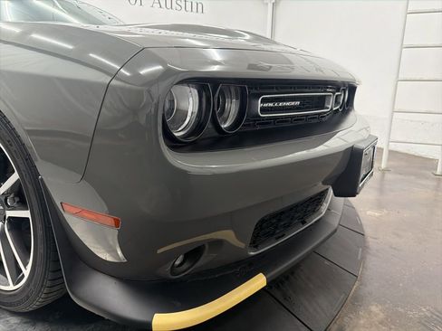 Used 2023 Dodge Challenger R/T w/ Plus Package image 10