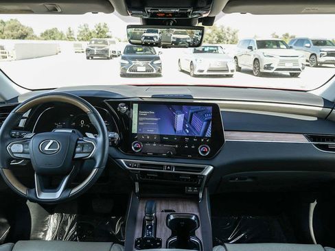 Certified 2025 Lexus RX 350 w/ Convenience Package AWD/4WD image 15